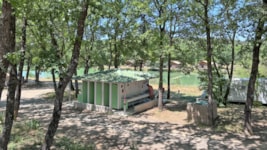 Emplacement Bord de lac tente, caravane ou camping car