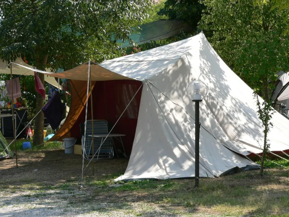 Pitch large tent