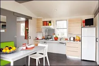 Location - Mobilhome Confort Pmr - Côté Rivière 2 Ch - Climatisé - image n°2 - Domaine de la Plage