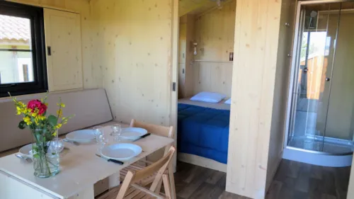 Mietunterkunft - Lodge Feroe 20M² (1 Zimmer) - Klimaanlage - image n°5 - Ushuaïa Villages - Camping Les 4 Saisons ****