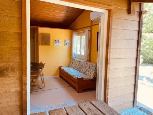 Mietunterkunft - Chalet 35M² (2 Zimmer)  - Klimaanlage - image n°3 - Ushuaïa Villages - Camping Les 4 Saisons ****