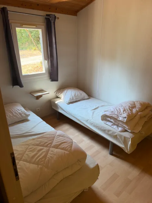 Location - Chalet 35M² (2 Chambres)  - Climatisation - image n°6 - Ushuaïa Villages - Camping Les 4 Saisons ****