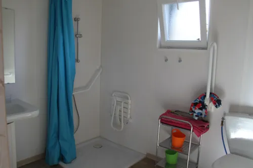 Mietunterkunft - Chalet Origan With Airco For Guests With Limited Mobility - image n°2 - GERVANNE CAMPING