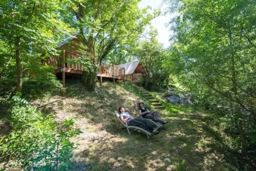 Mietunterkunft - Tente Trappeur 2 Zimmers Ohne Sanitärbereich - image n°2 - GERVANNE CAMPING