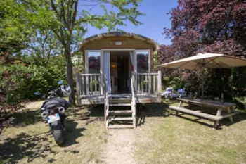 Mietunterkunft - Roulotte 2 Zimmers - GERVANNE CAMPING
