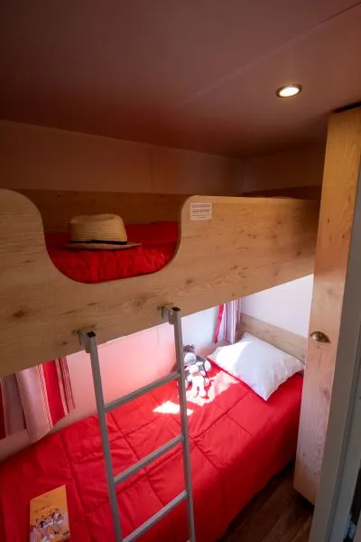 Accommodation - Roulotte 2 Bedrooms - image n°2 - GERVANNE CAMPING