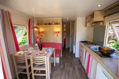 Accommodation - Roulotte 2 Bedrooms - image n°4 - GERVANNE CAMPING