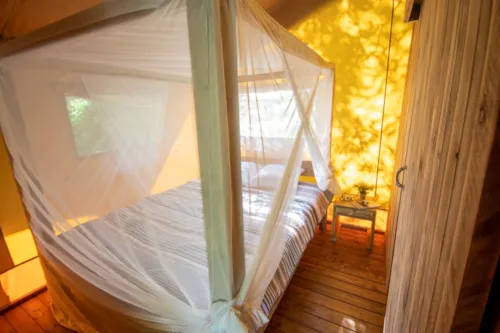 Mietunterkunft - Tente Lodge Luxe 2 Zimmers - image n°3 - GERVANNE CAMPING