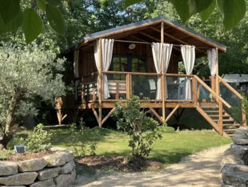 Mietunterkunft - Cabane Sur Pilotis 2 Ch - GERVANNE CAMPING