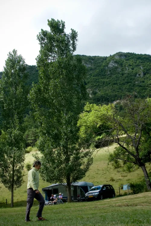 Stellplatz - Pure Nature Pitch - No Electricity - image n°2 - Camping La Ferme de Clareau