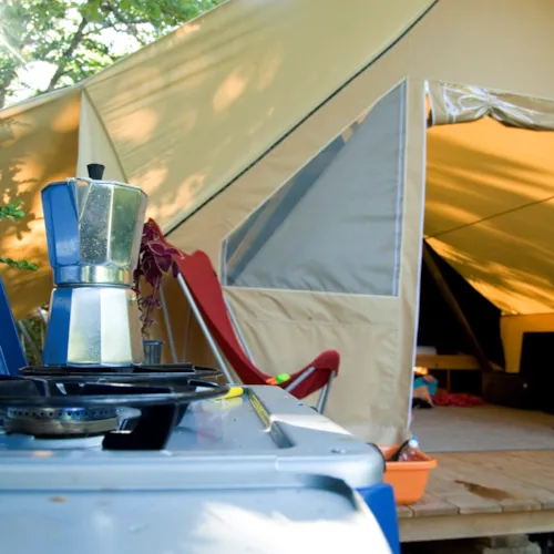Location - Lodge Trappeur "Toile&Bois" - - image n°7 - Camping La Ferme de Clareau