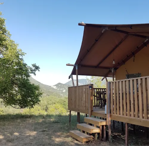 Location - Grand Lodge Premium Avec Vue - image n°4 - Camping La Ferme de Clareau