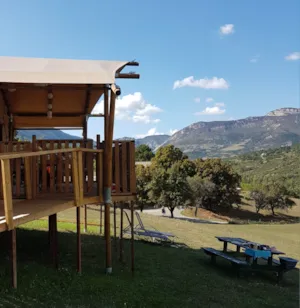 Locatif - Grand Lodge Premium avec vue - Camping La Ferme de Clareau