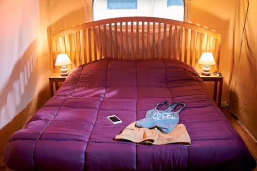 Huuraccommodatie(s) - Tent Lodge Kenya Confort 34M² - 2 Slaapkamers + Overdekt Terras 11M² (Met Privé Sanitair) - image n°4 - Flower Camping LES TRUFFIERES