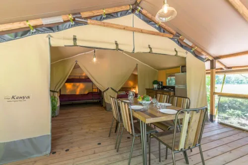 Huuraccommodatie(s) - Tent Lodge Kenya Confort 34M² - 2 Slaapkamers + Overdekt Terras 11M² (Met Privé Sanitair) - image n°3 - Flower Camping LES TRUFFIERES