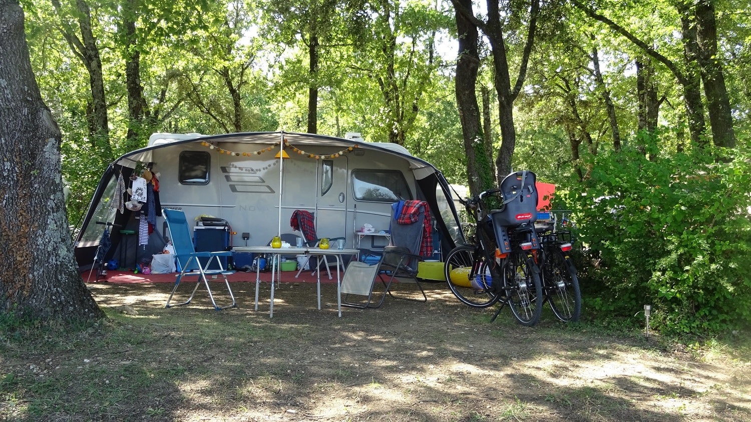 Flower Camping LES TRUFFIERES — Photo 2