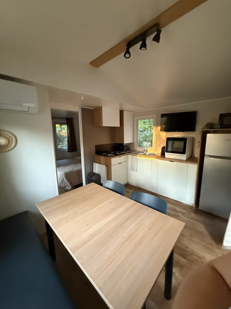 Mobil-Home Premium 20M² 1 Chambre + Tv+ Climatisation + Lave-Vaisselle + Terrasse Couverte 10M²