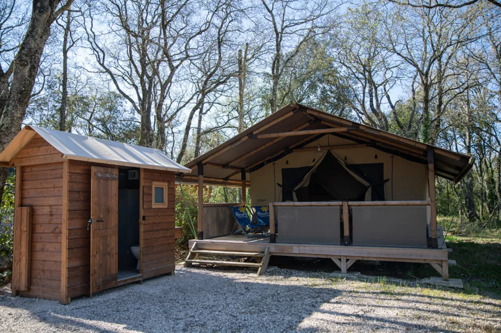 Location - Tente Lodge Kenya Confort 34M² - 2 Chambres + Terrasse Couverte 11M² (Avec Sanitaires) - Flower Camping LES TRUFFIERES