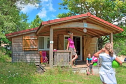 Accommodation - Chalet Charlay 3 Bedrooms (6 Pers.) - Camping CHAMP LA CHEVRE