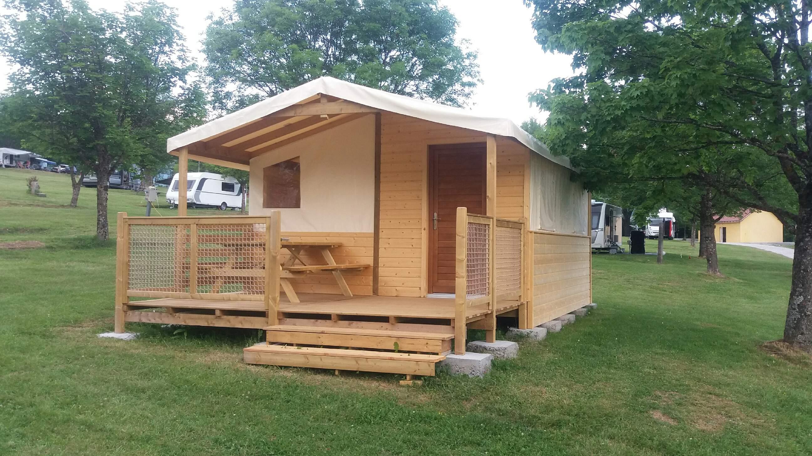Accommodation - Tent Lodge Rando (Without Toilet Blocks) - Camping CHAMP LA CHEVRE