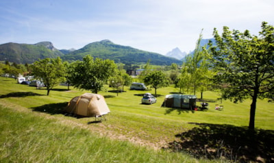 Pitch tent / caravan / car / camping-car / no electricity — 8