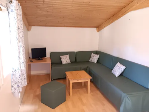 Location - Chalet Charlay 2 Chambres - image n°4 - Camping CHAMP LA CHEVRE
