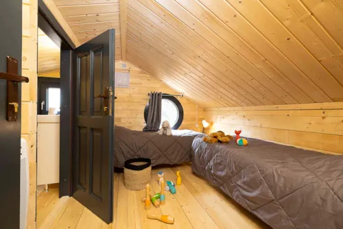 Location - Chalet Duplex 3 Chambres - image n°7 - Camping CHAMP LA CHEVRE