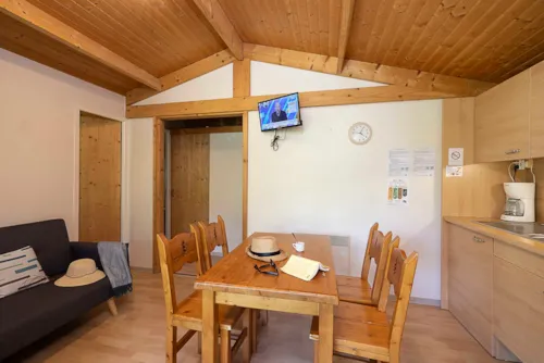 Location - Chalet Charlay 3 Chambres - image n°2 - Camping CHAMP LA CHEVRE