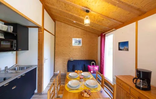 Location - Chalet Alizé 2 Chambres - image n°3 - Camping CHAMP LA CHEVRE