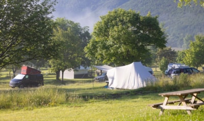 Pitch tent / caravan / car / camping-car / no electricity — 3