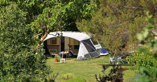 Pitch - Pitch + 1 Car - image n°4 - Camping le Pilat