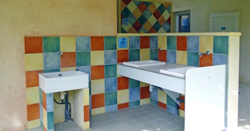 Emplacement À La Nuitée + Un Véhicule