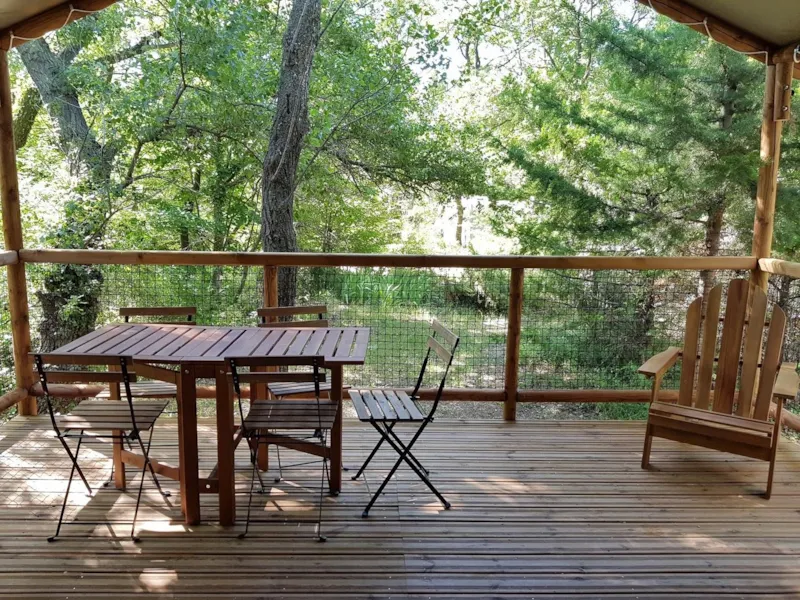 Cabane Lodge Bois Sur Pilotis Confort 27M² 2 Chambres - Terrasse Bois Couverte, Zone Ombragée