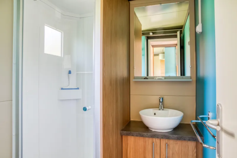 Chalet Confort 25M² 2 Chambres  - Terrasse Couverte - Climatisation