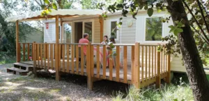 Locatif - Mobile-home Confort 3 bedrooms 33m² - Half-covered terrace - air-conditioning - Flower Camping Les Rives de l'Aygues