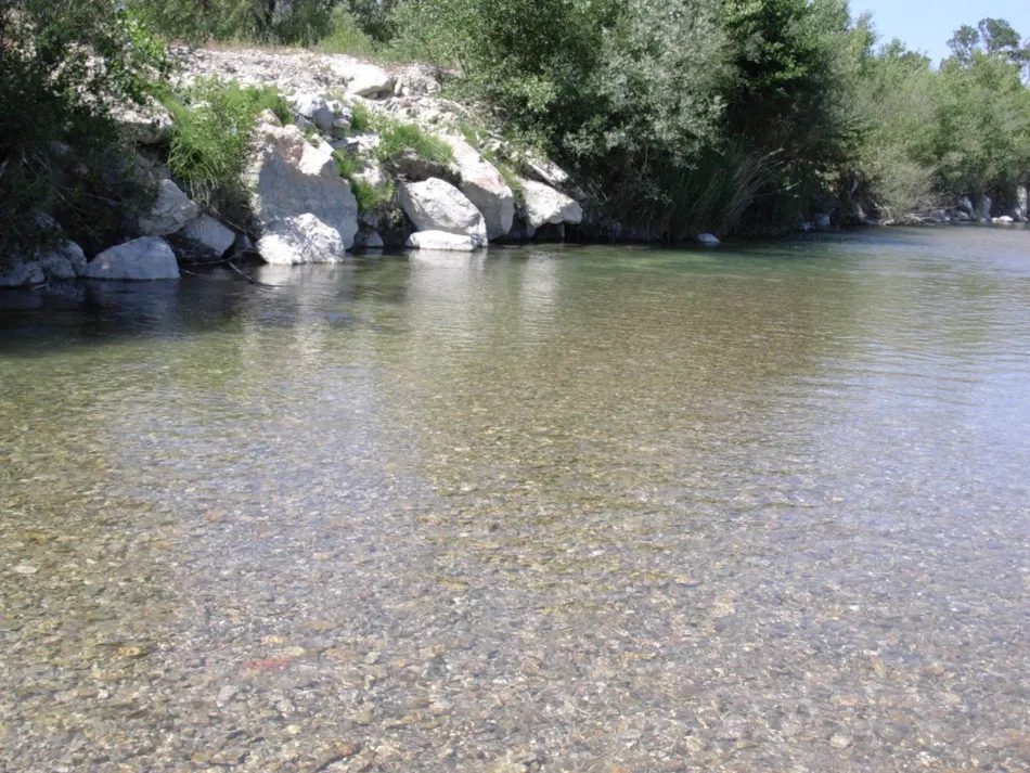 Flower Camping Les Rives de l'Aygues