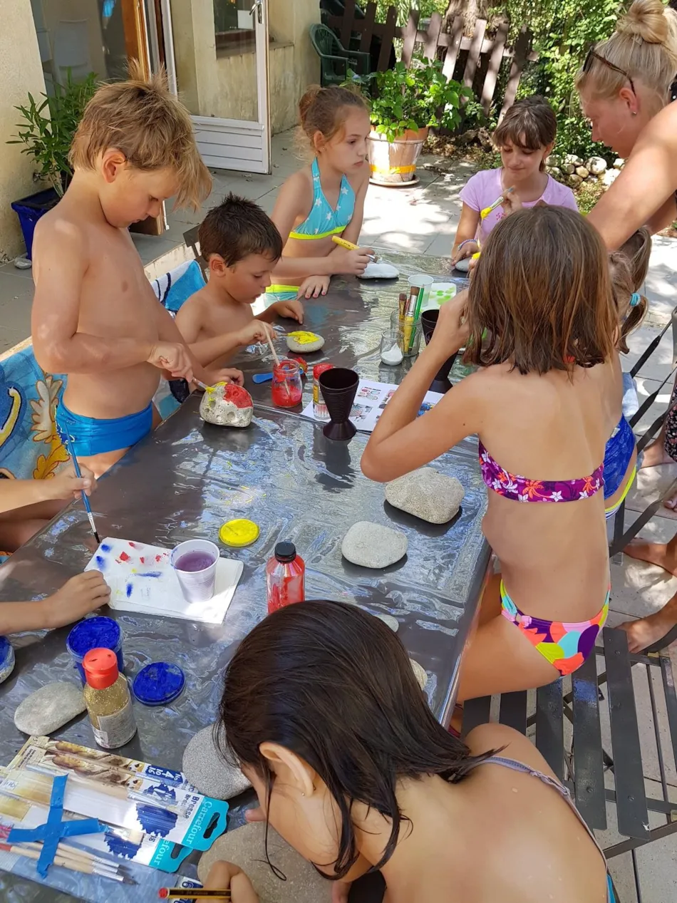 Flower Camping Les Rives de l'Aygues