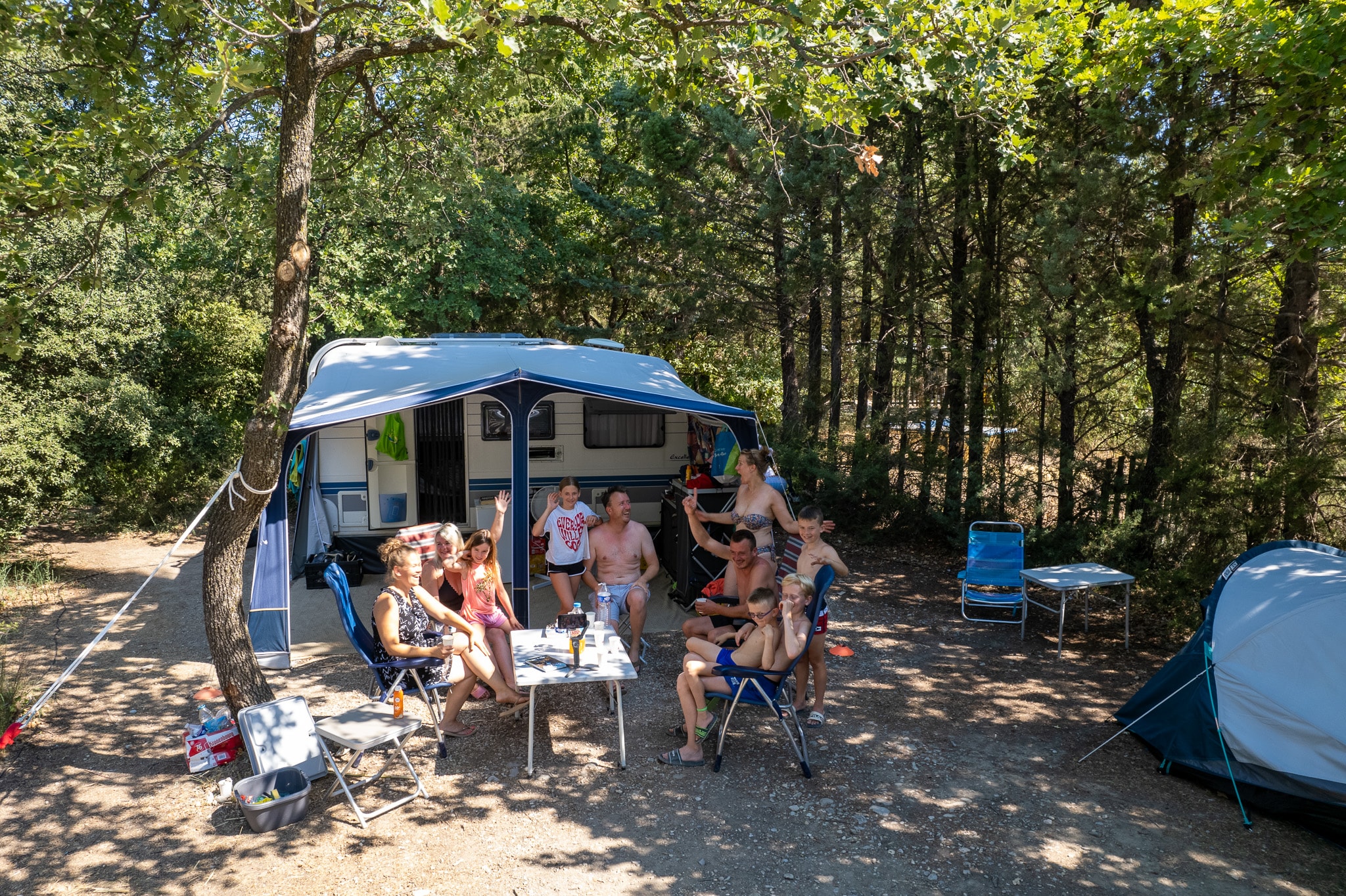Flower Camping Les Rives de l'Aygues — Photo 3