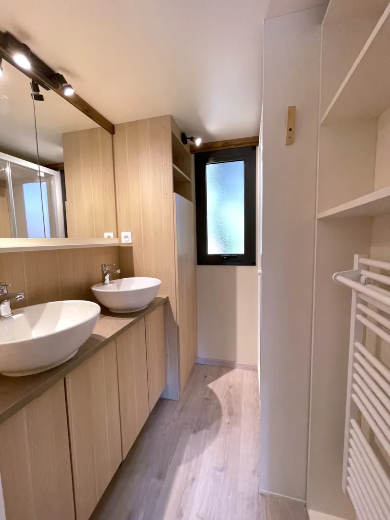 Chalet Confort 35M² 3 Chambres Terrasse Semi-Couverte + Climatisation