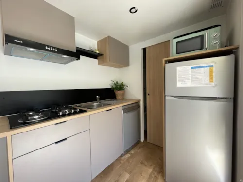 Accommodation - Mobile-Home Premium 29 M² 2 Bedrooms Half-Covered Terrace + Air-Conditioning + Dishwasher - image n°3 - Flower Camping Les Rives de l'Aygues