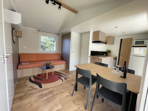 Location - Mobil-Home Premium 29 M² 2 Chambres Terrasse Semi-Couverte + Climatisation + Lv   L - image n°2 - Flower Camping Les Rives de l'Aygues