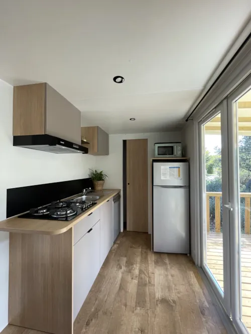 Accommodation - Mobile-Home Premium 29 M² 2 Bedrooms Half-Covered Terrace + Air-Conditioning + Dishwasher - image n°3 - Flower Camping Les Rives de l'Aygues