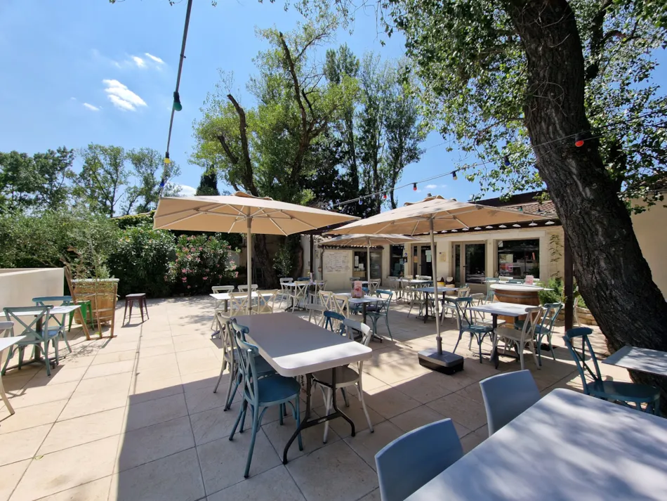 Flower Camping Les Rives de l'Aygues