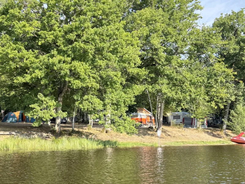 Emplacement Bord Etang