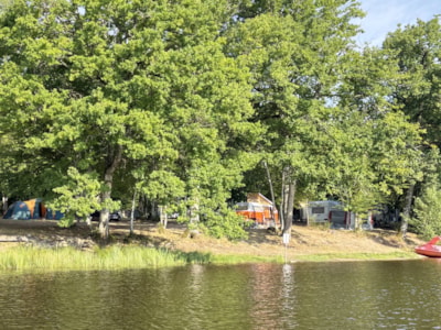 Camping Pitch BY THE LAKE