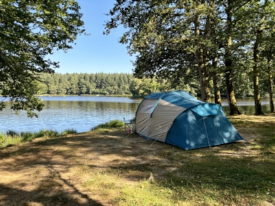 Camping Pitch BY THE LAKE