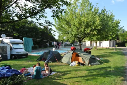 Pacchetto Escursionista (A Piedi O In Bicicletta / 1 Tenda Senza Elettricità)