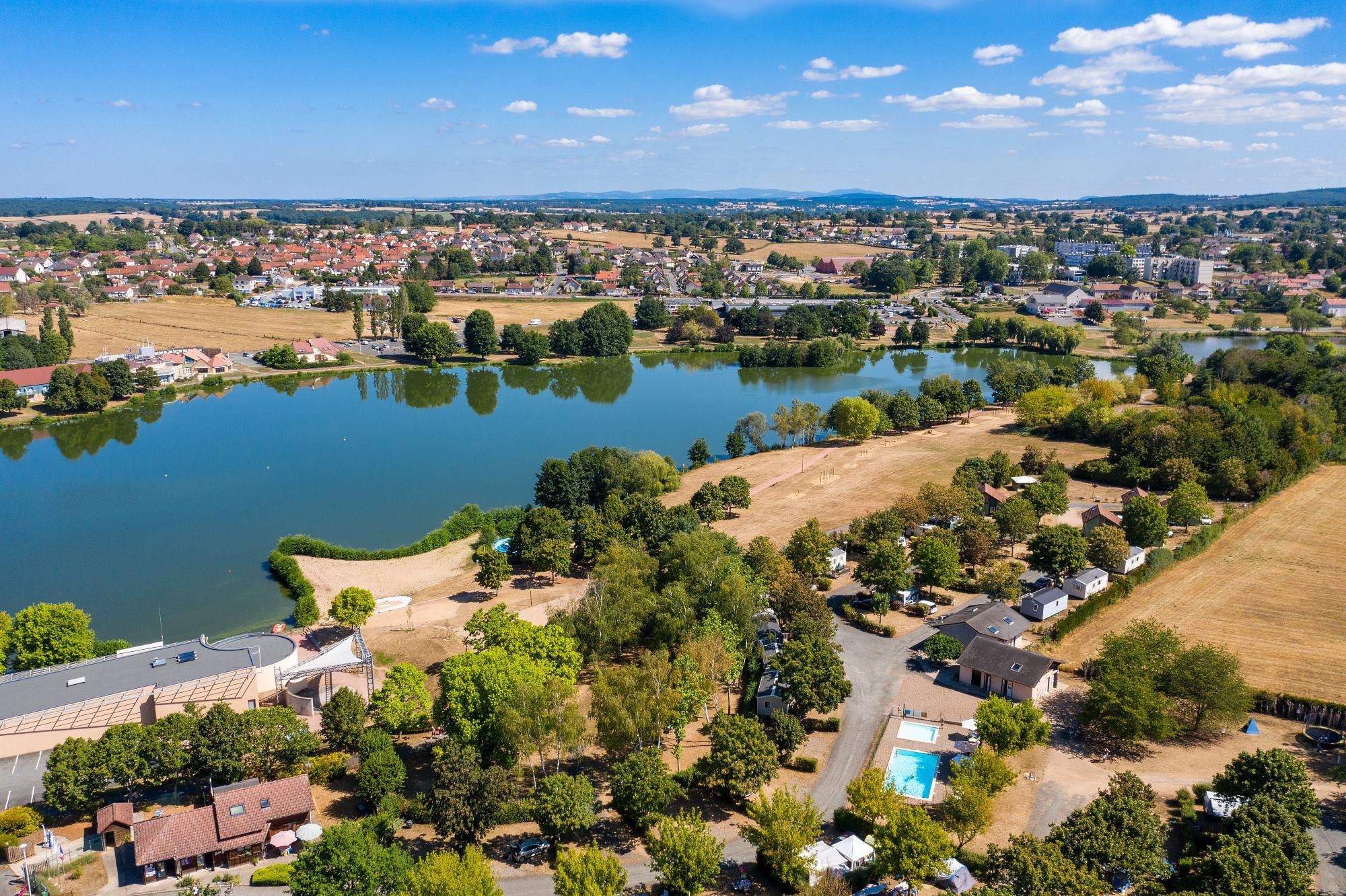 Camping de Bourbon-Lancy — Photo 1