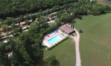 Camping Porte de Provence - Camping2Be