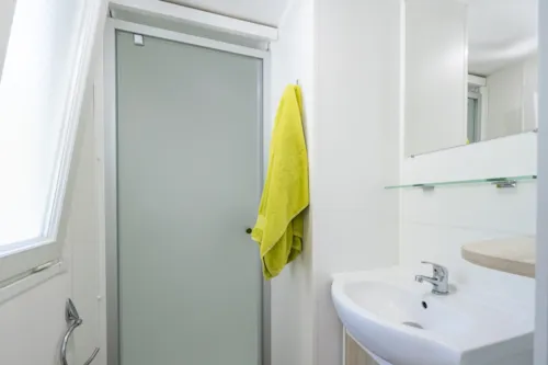 Accommodation - Mobil-Home 27.5M² - 2 Bedrooms - image n°7 - Camping Porte de Provence